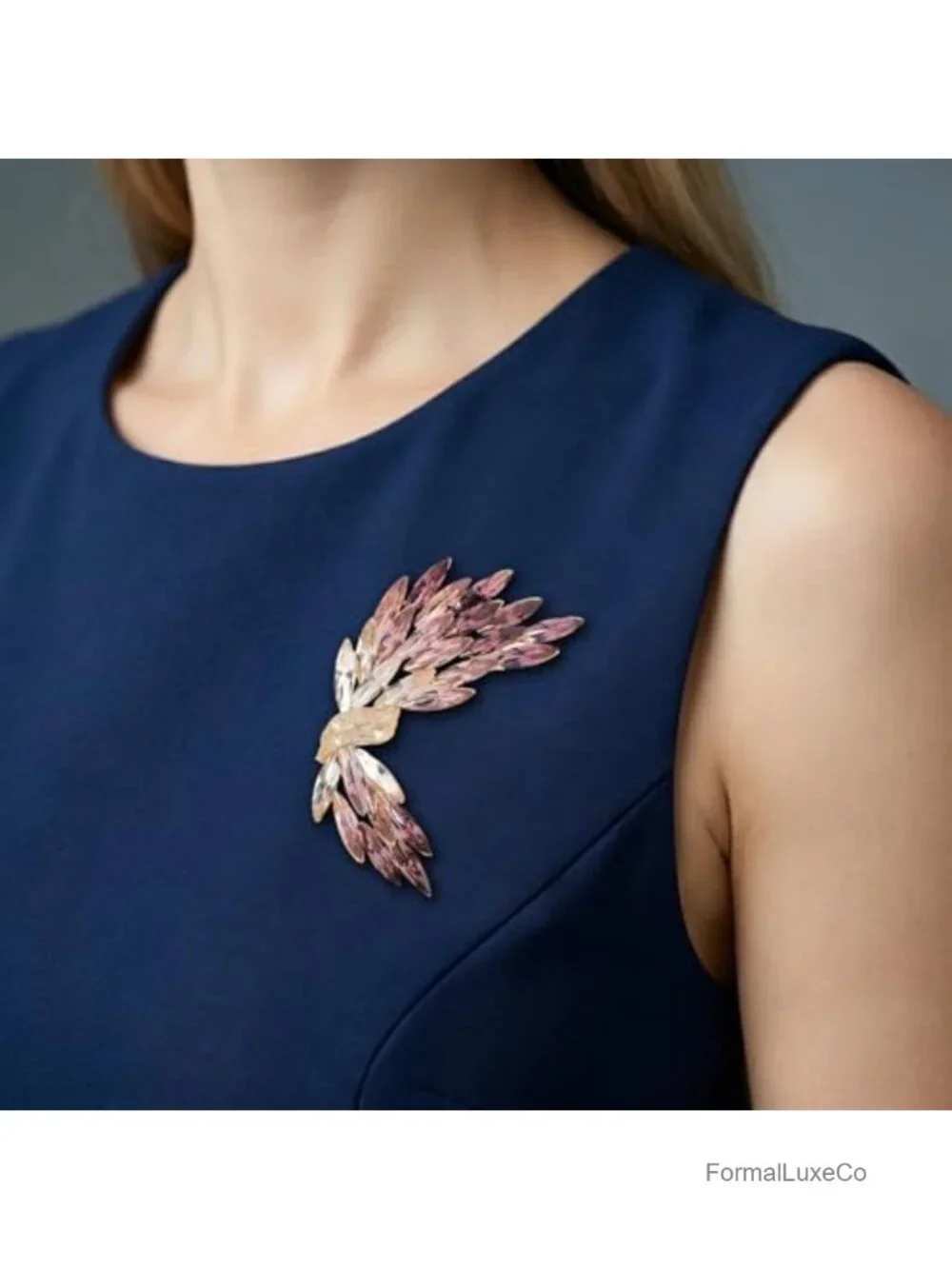 Vintage Wing Feather Brooch Rhinestone Pin for Women